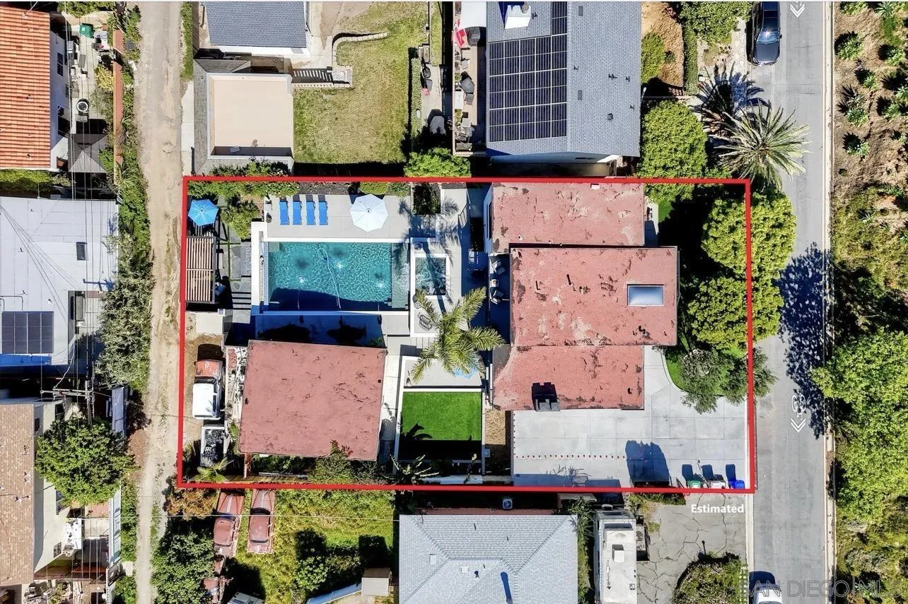https://cdn.realtyfeed.com/cdn/127/260004641/beb1ec29a7b013aeb8b23718a5d0b537.webp