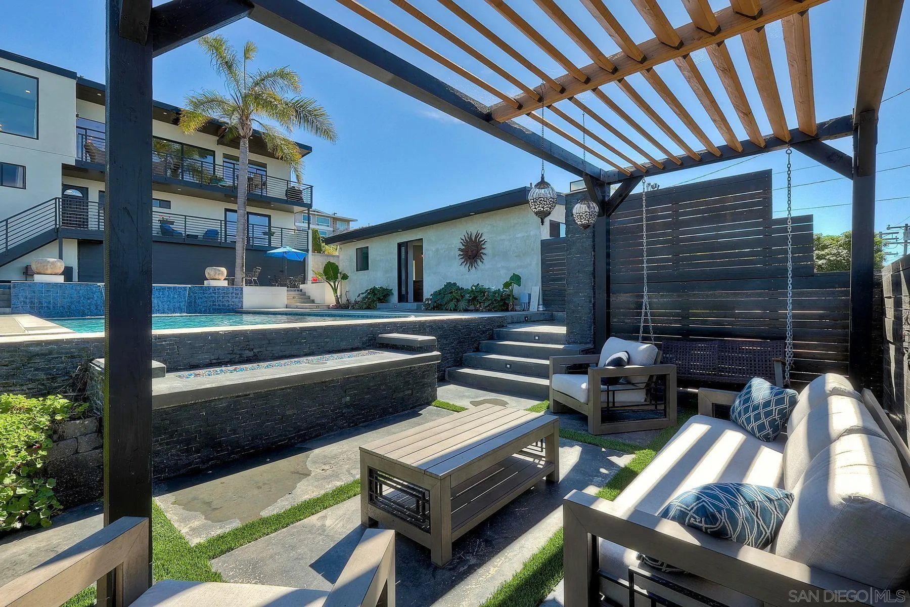 https://cdn.realtyfeed.com/cdn/127/260004641/ebfed0e3f8f634c1525f158aa557651f.webp