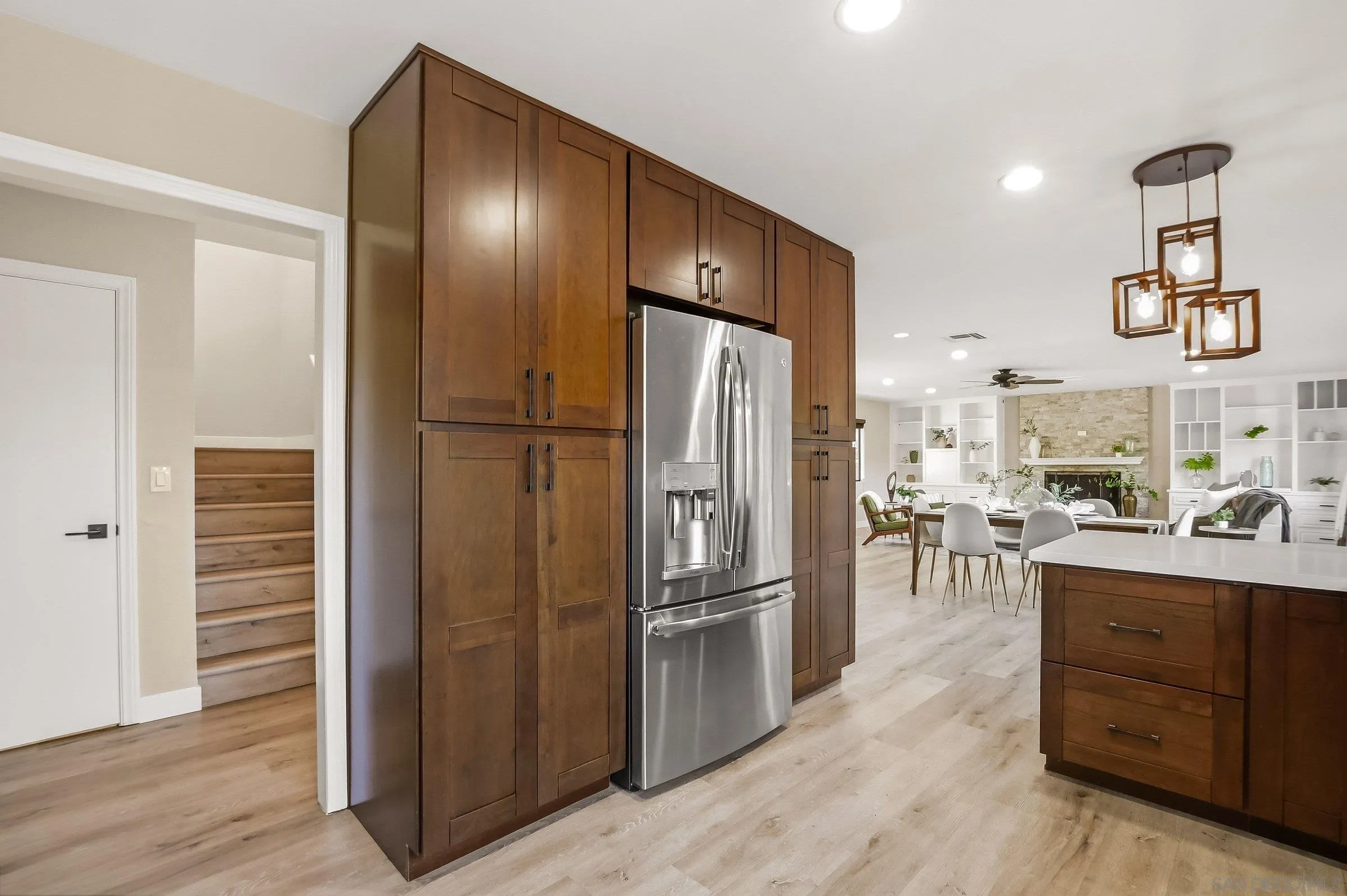 https://cdn.realtyfeed.com/cdn/127/260004644/1e255cb493574189118a73ed7c198a41.webp