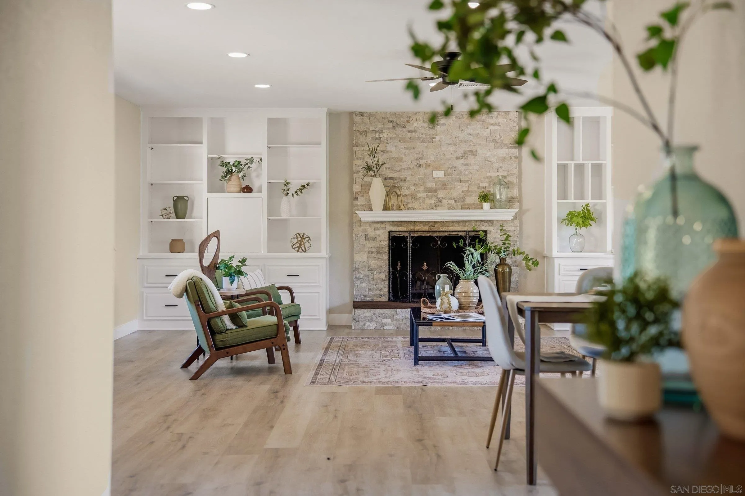 https://cdn.realtyfeed.com/cdn/127/260004644/6096fa5796679fed54e40f8007999b51.webp