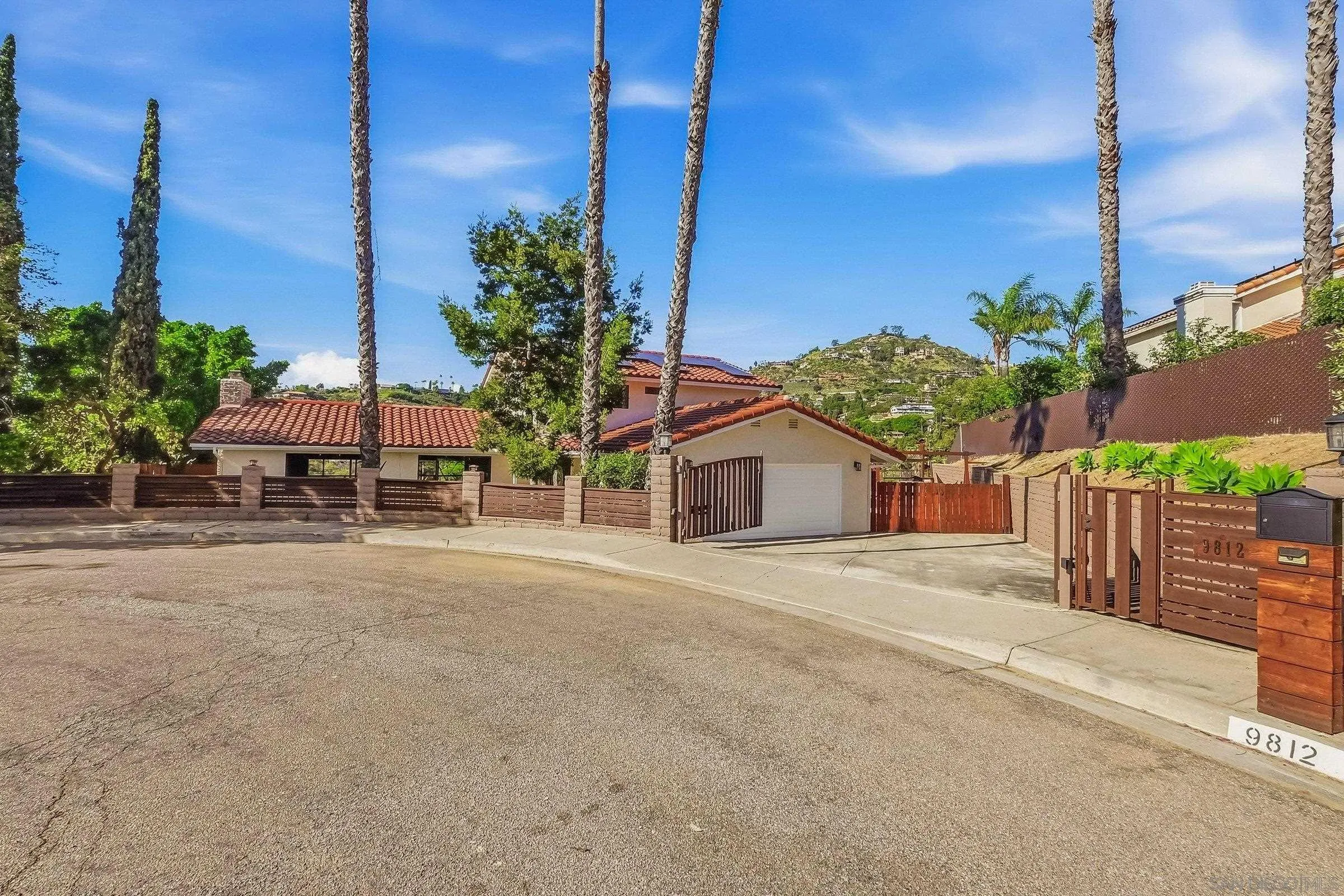 https://cdn.realtyfeed.com/cdn/127/260004644/6ba1f89c195d54b912986a4bc90beb17.webp