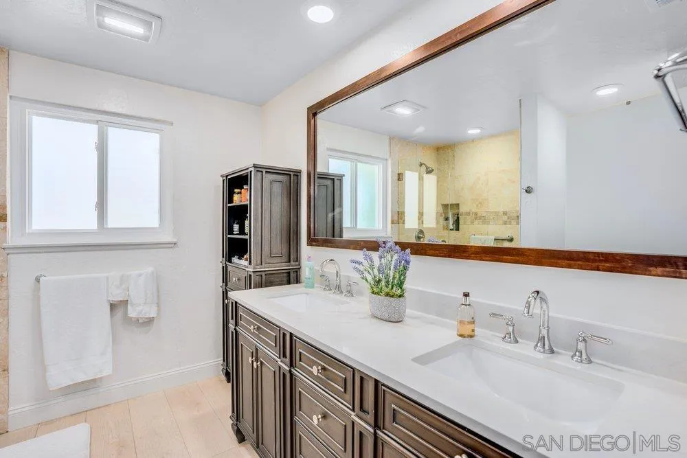 https://cdn.realtyfeed.com/cdn/127/260004648/424d682ebe3ecca510a1842fd6e9d8e6.webp
