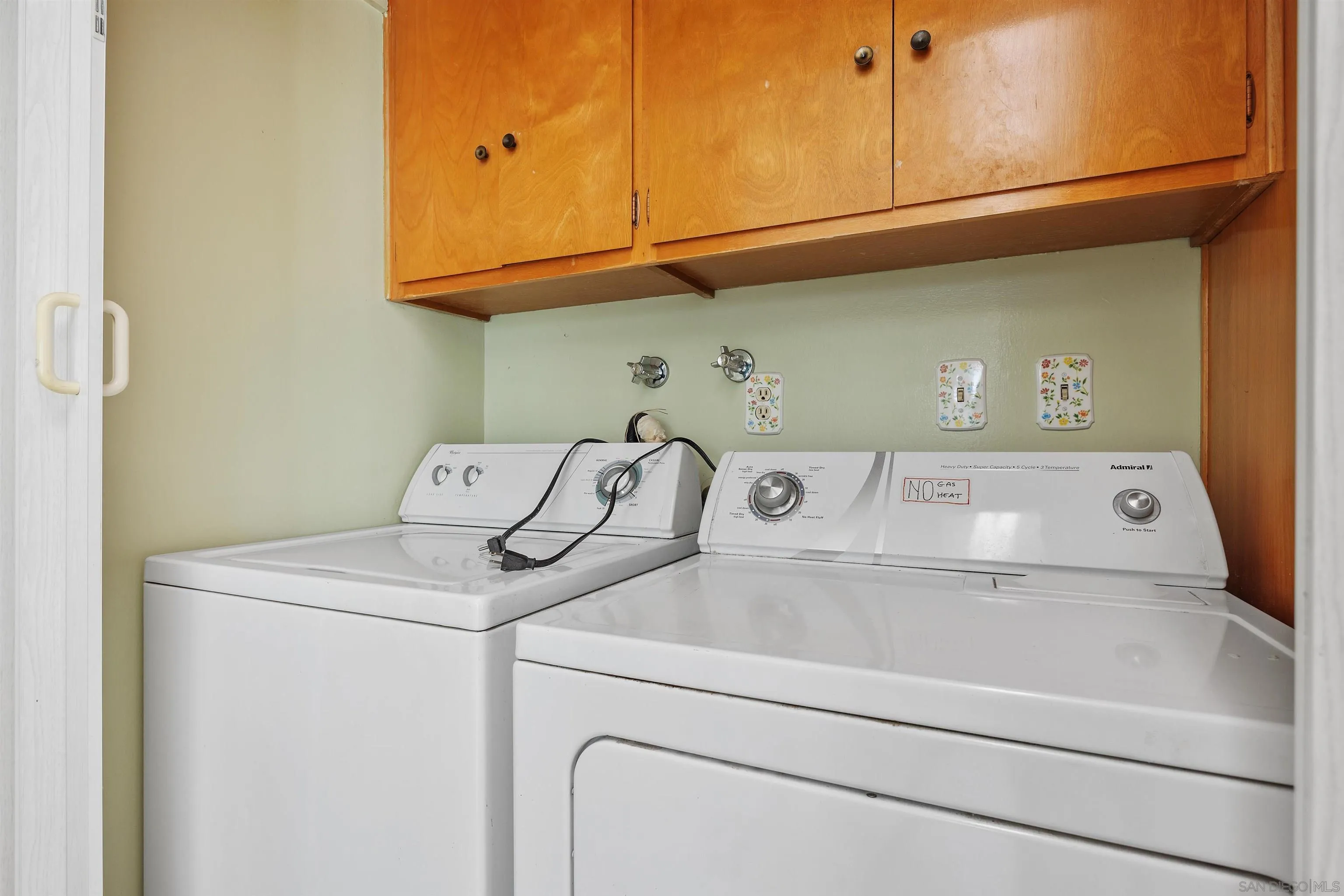 https://cdn.realtyfeed.com/cdn/127/260004650/52d0670304fcc587e4fc883818cf33fe.webp