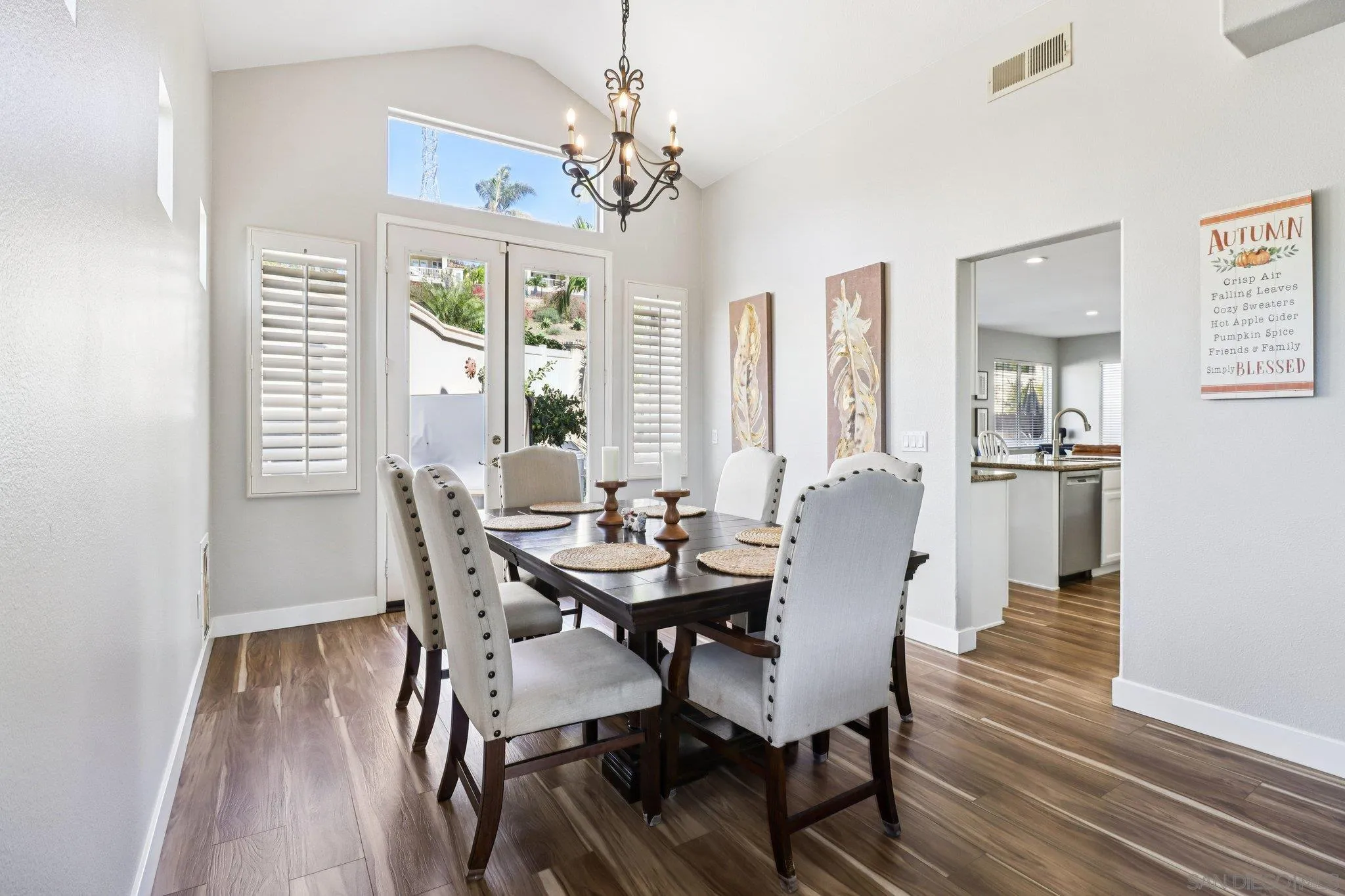 https://cdn.realtyfeed.com/cdn/127/260004654/1298b8cac12d6e76d6061a14328fee62.webp