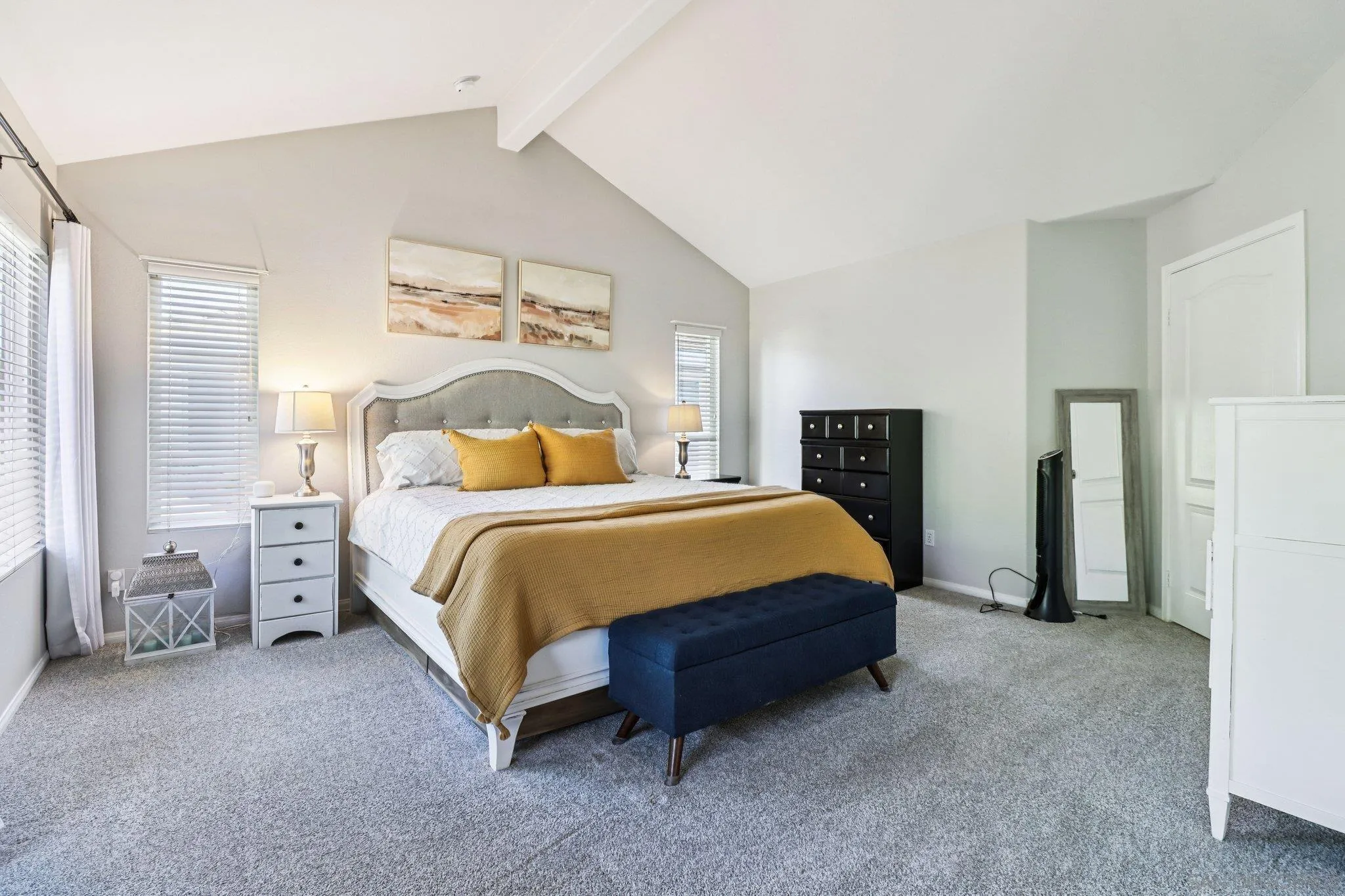 https://cdn.realtyfeed.com/cdn/127/260004654/667cbb3a1e0fbab1011104514a74a0d0.webp
