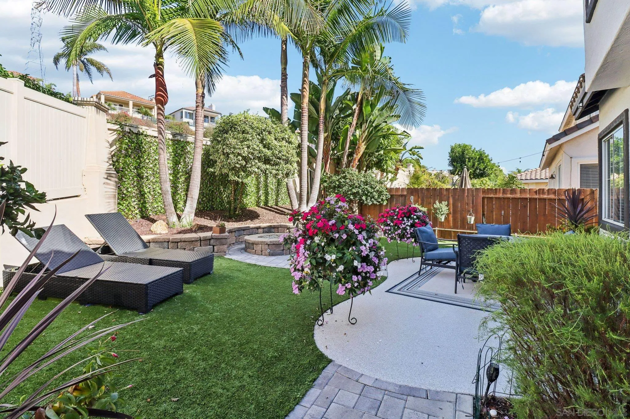 https://cdn.realtyfeed.com/cdn/127/260004654/fb91107dcc274b9fd62e833ed9558661.webp
