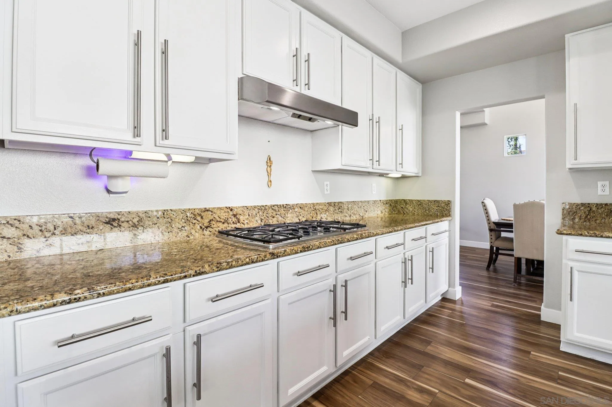 https://cdn.realtyfeed.com/cdn/127/260004654/fddc23a3b7ac6f3cde401a6f43001e48.webp