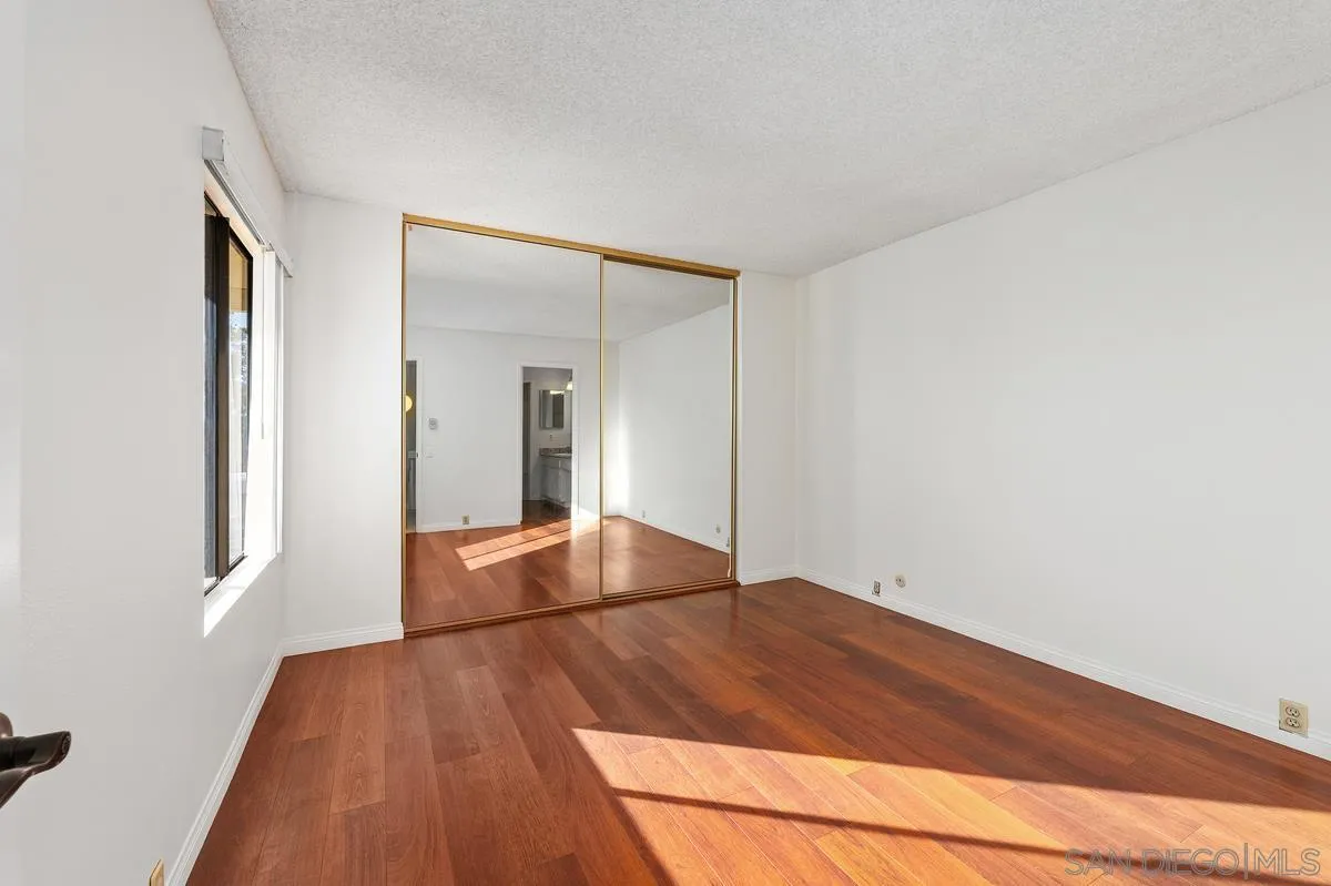 Photo #16: 260004658 Listing: Photo #16