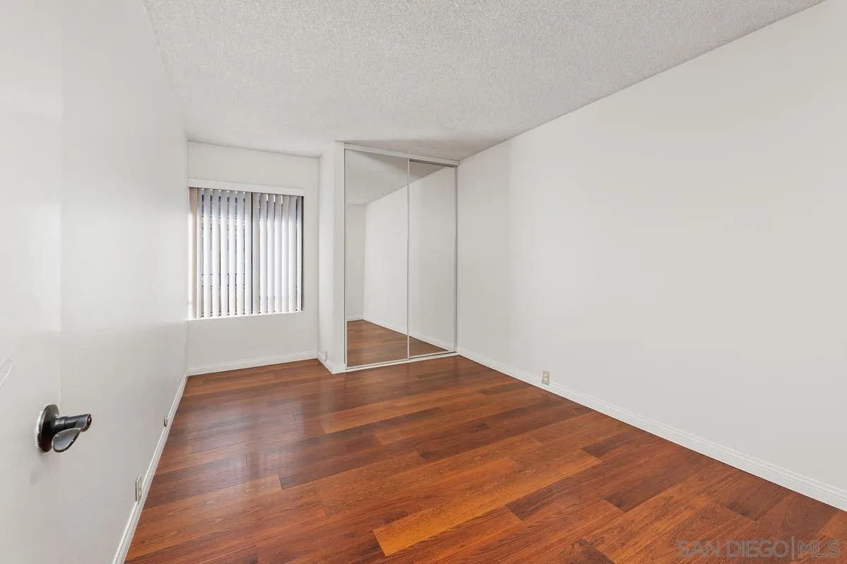 Photo #24: 260004658 Listing: Photo #24