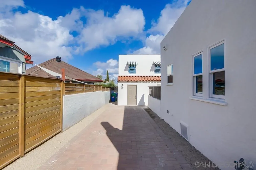 4418 Monroe Ave, San Diego, CA, 92115 4418 Monroe Ave, San Diego, CA, 92115