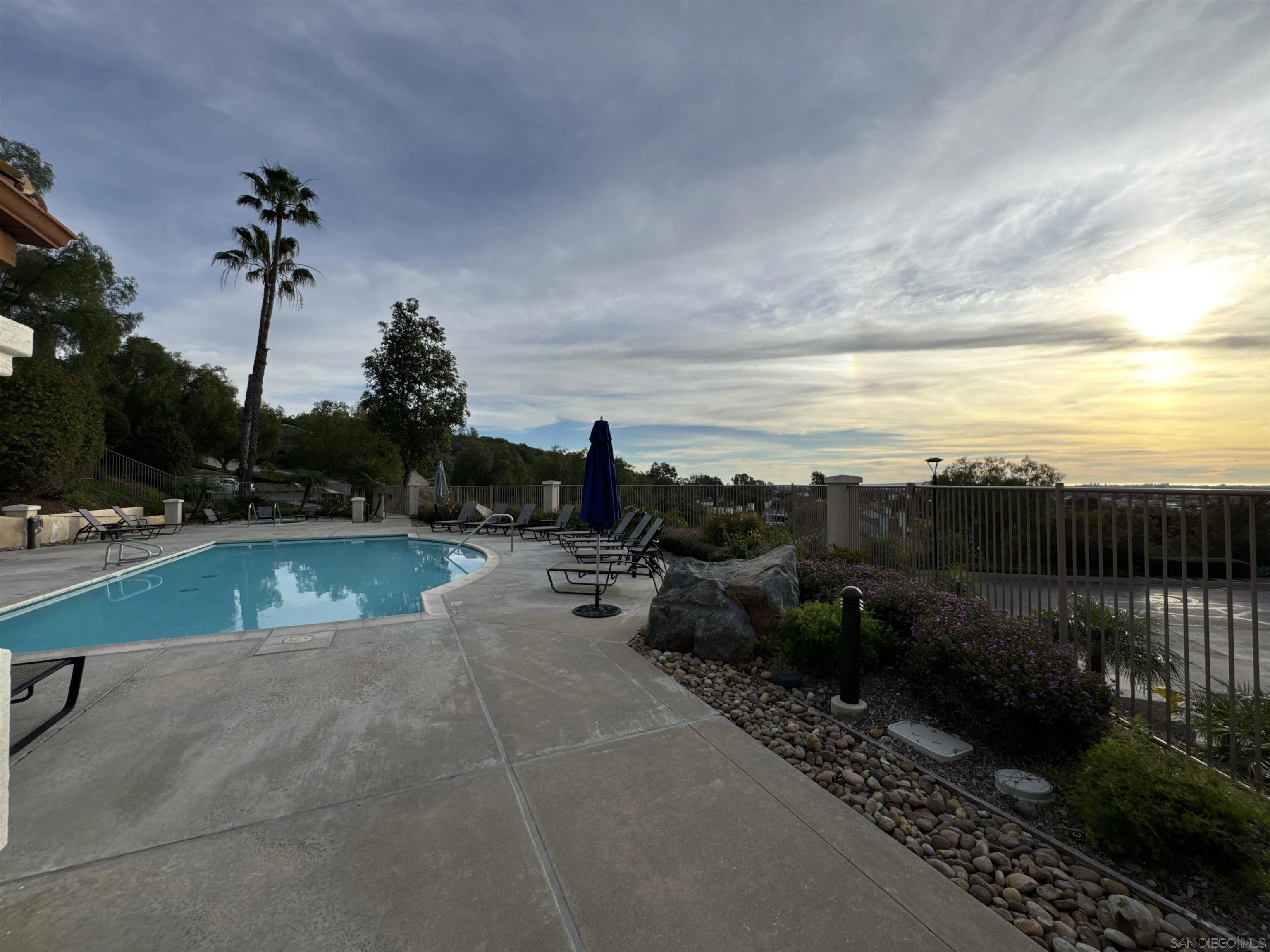 Photo #13: 260004664 Listing: Photo #13