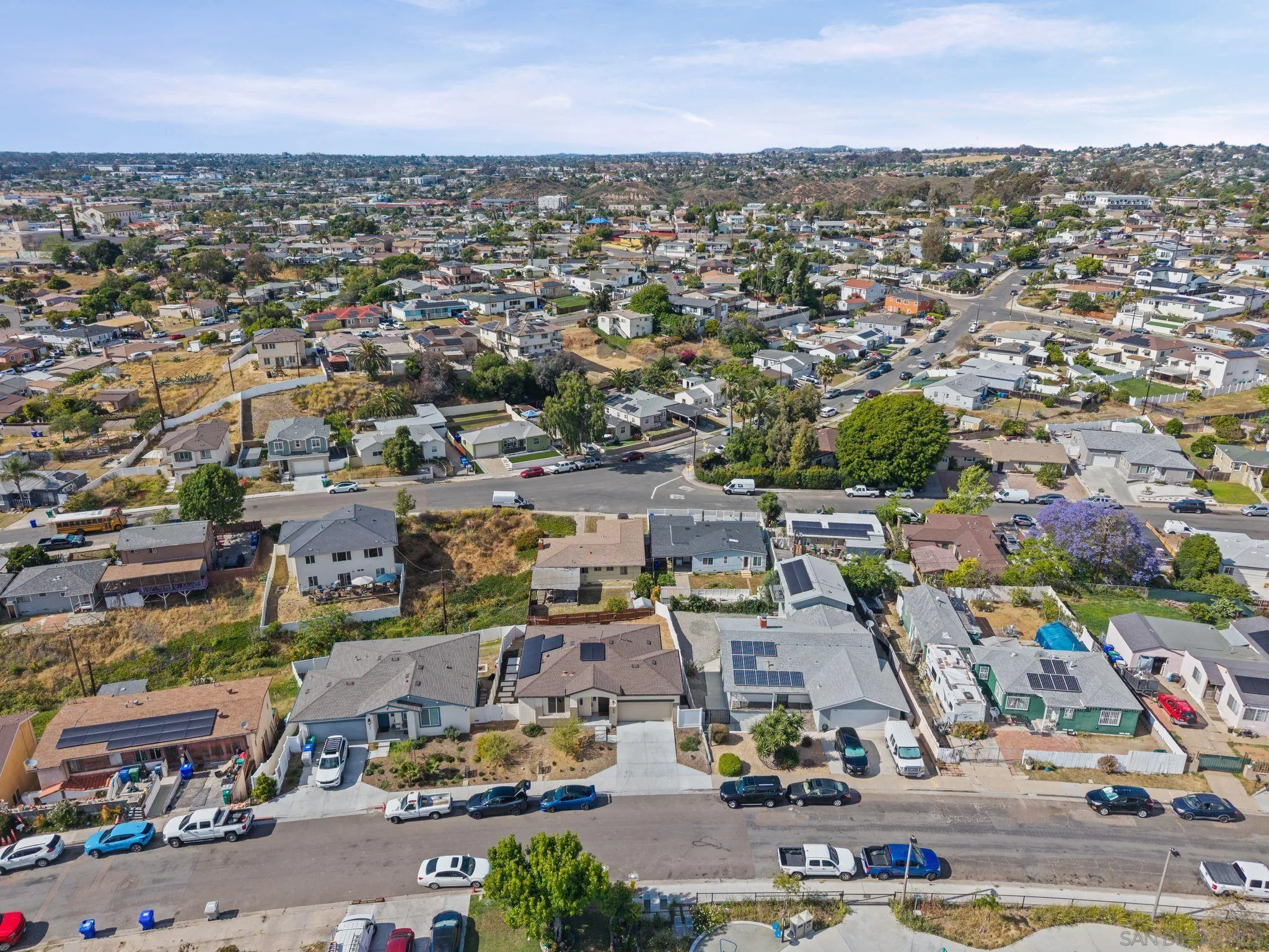 https://cdn.realtyfeed.com/cdn/127/260004665/0afffcd23fb321204070ca2d2be7f445.webp