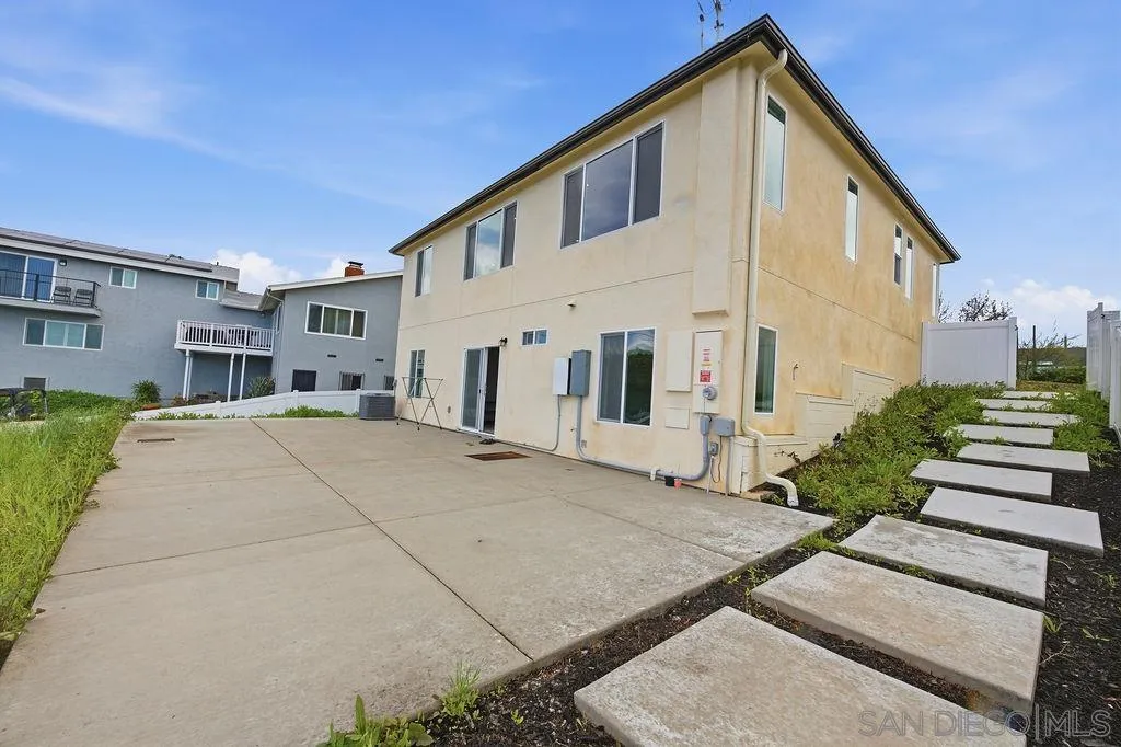 https://cdn.realtyfeed.com/cdn/127/260004665/4660a5751e26e37c79b52669a828f684.webp