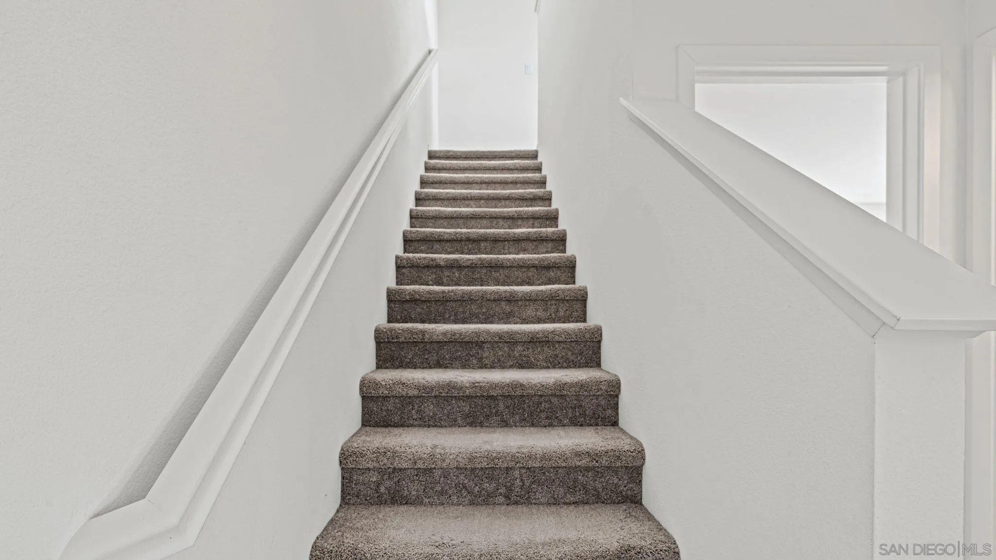 https://cdn.realtyfeed.com/cdn/127/260004665/50457edbe71c8cc884c12301524c3339.webp