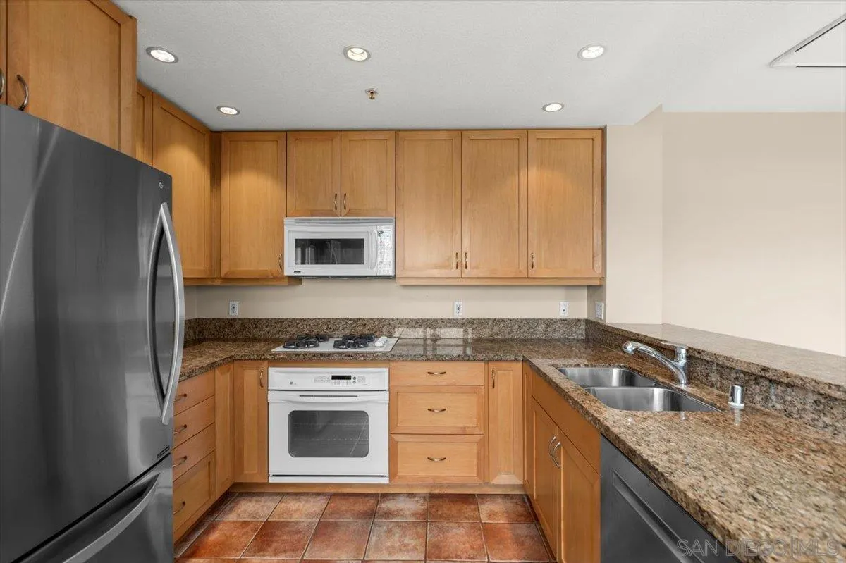 https://cdn.realtyfeed.com/cdn/127/260004670/415107984315a239fcee7cabf538e795.webp