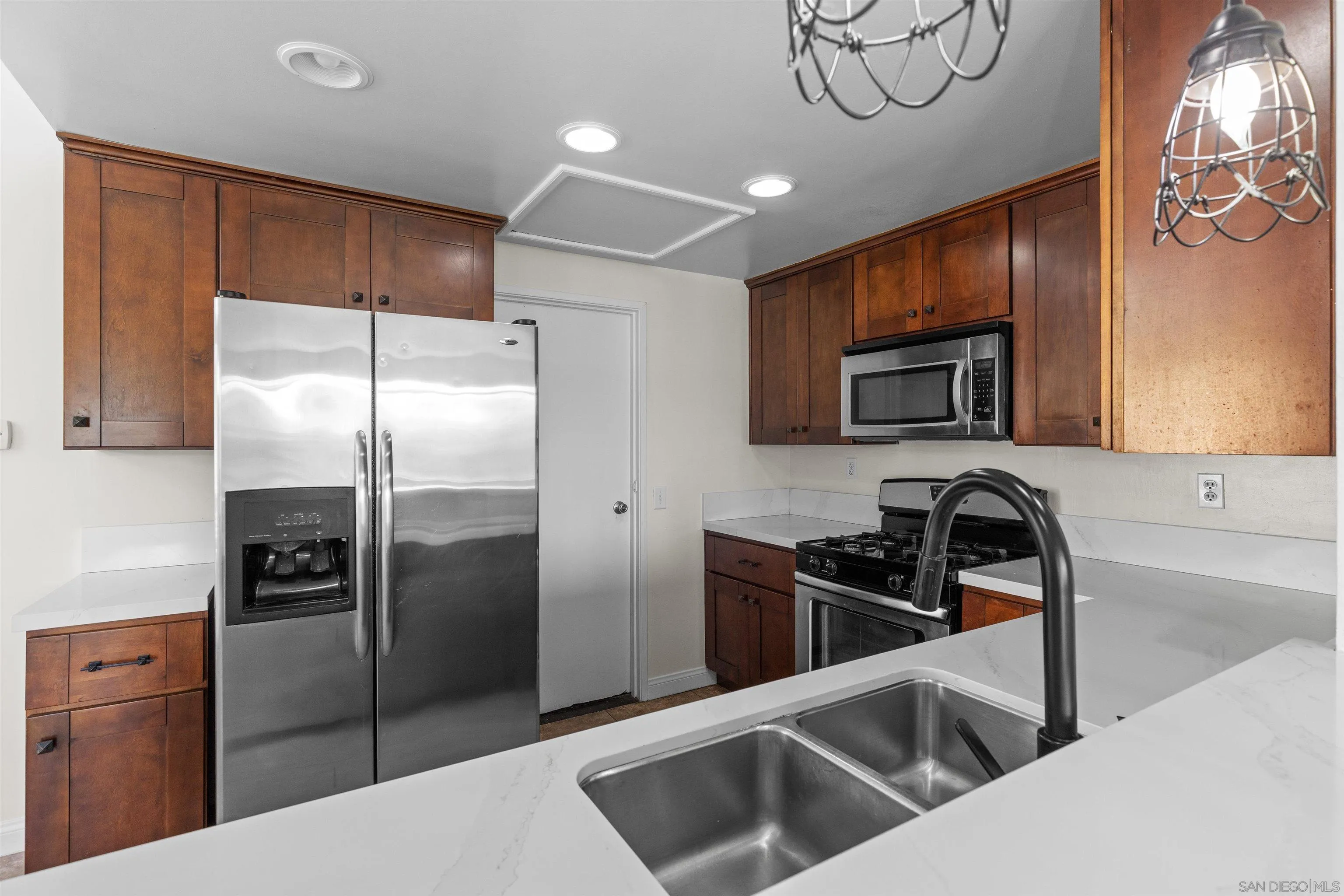 Photo #12: 260004675 Listing: Photo #12