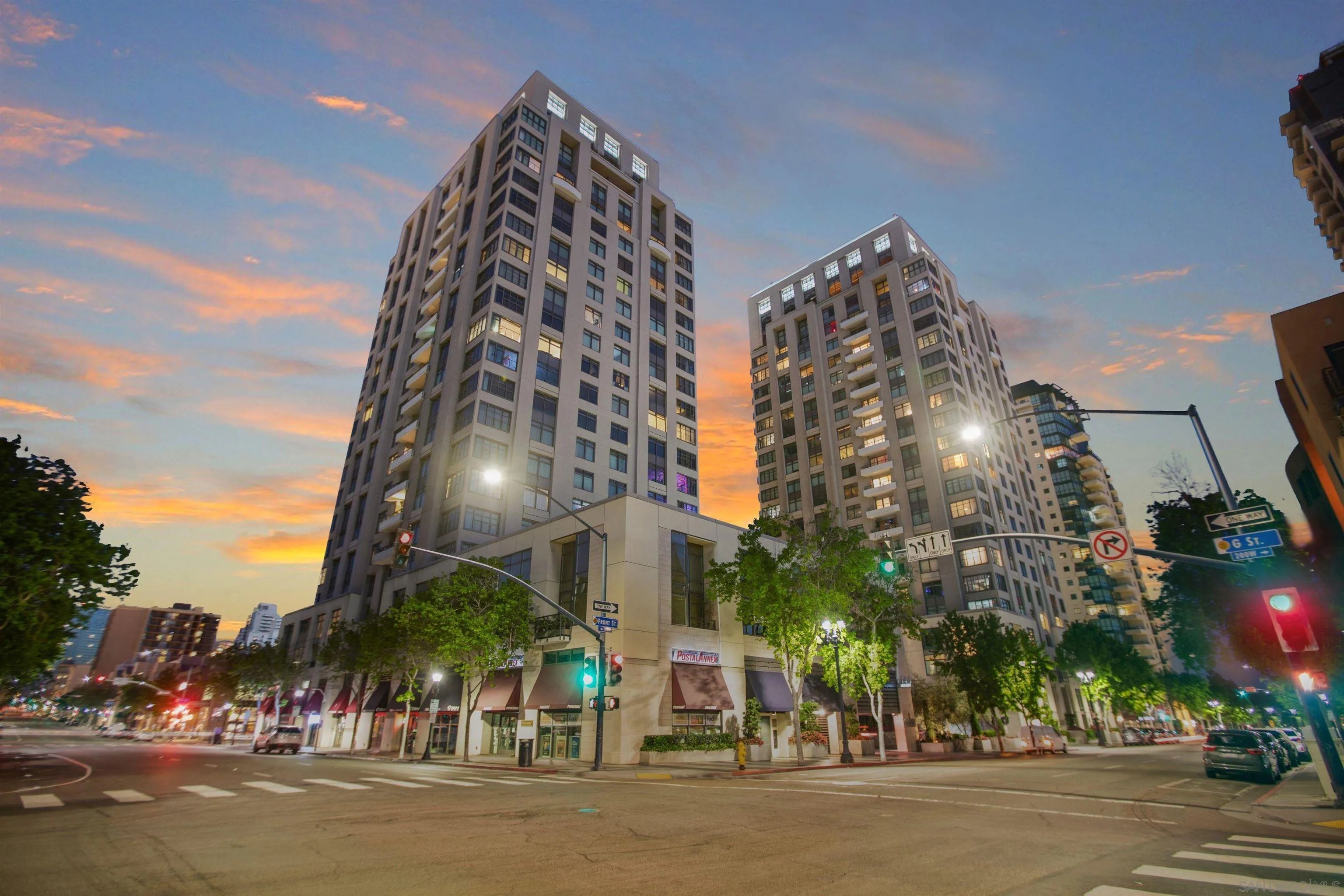 https://cdn.realtyfeed.com/cdn/127/260004678/600810da8e1bfdab7a8c02fd925984c2.webp