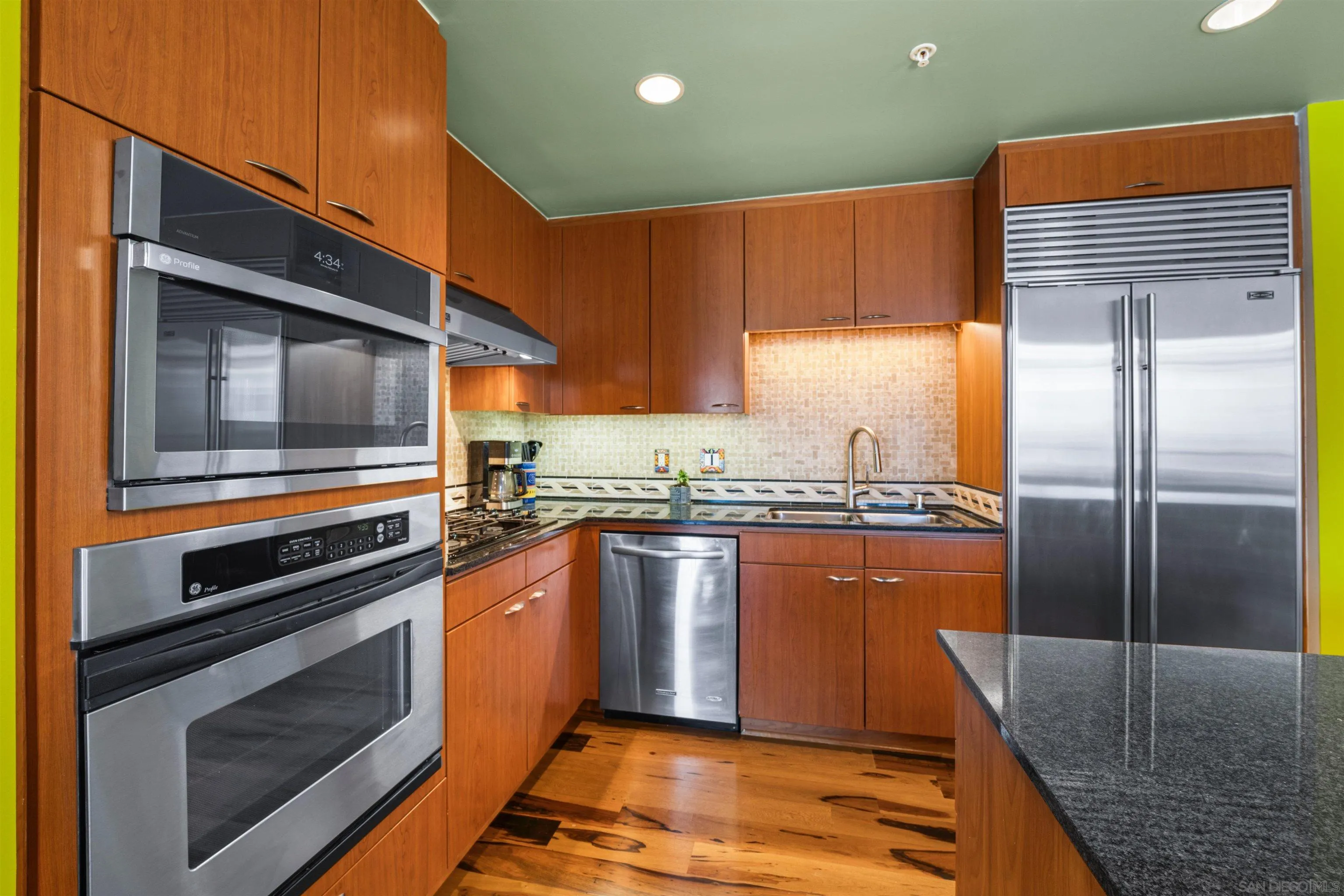 https://cdn.realtyfeed.com/cdn/127/260004678/c3c1bc44e2c4d0b36bd3797d79714110.webp