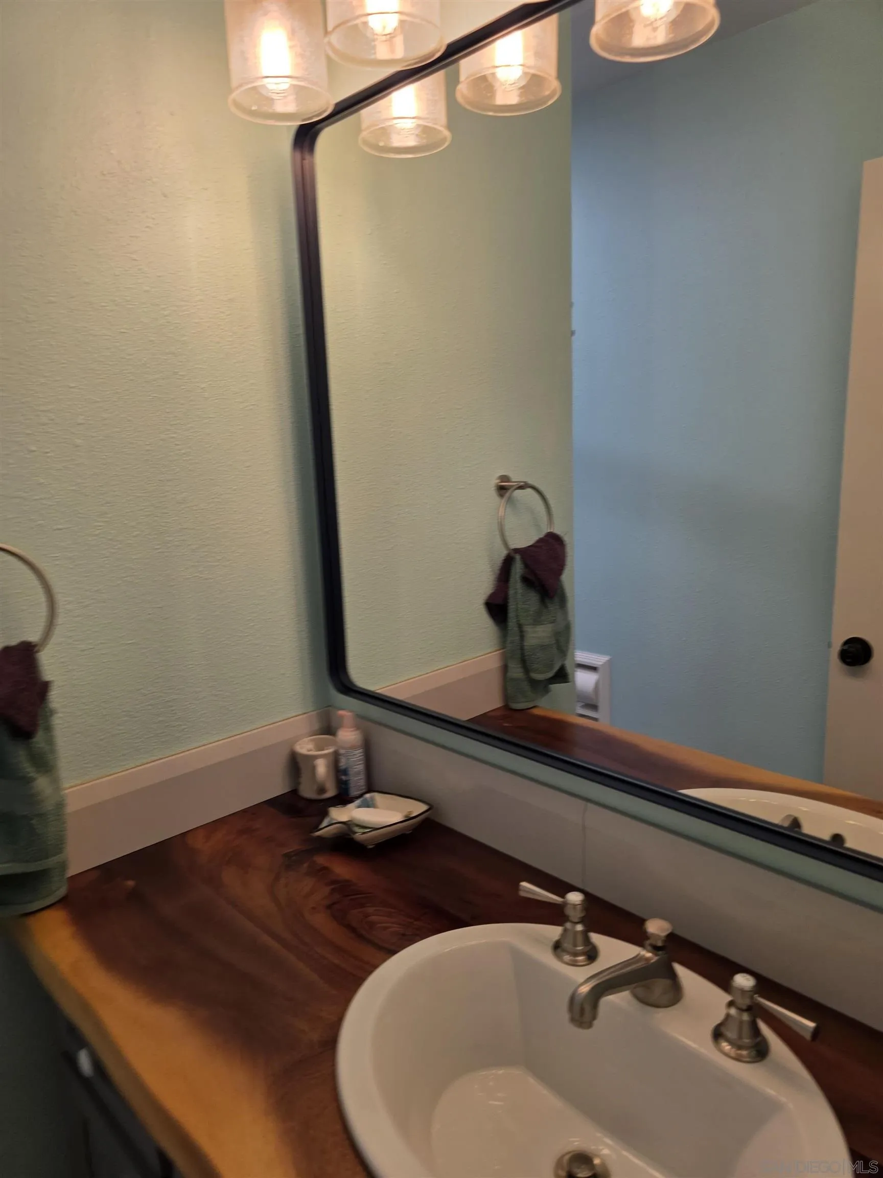 Photo #15: 260004682 Listing: Photo #15