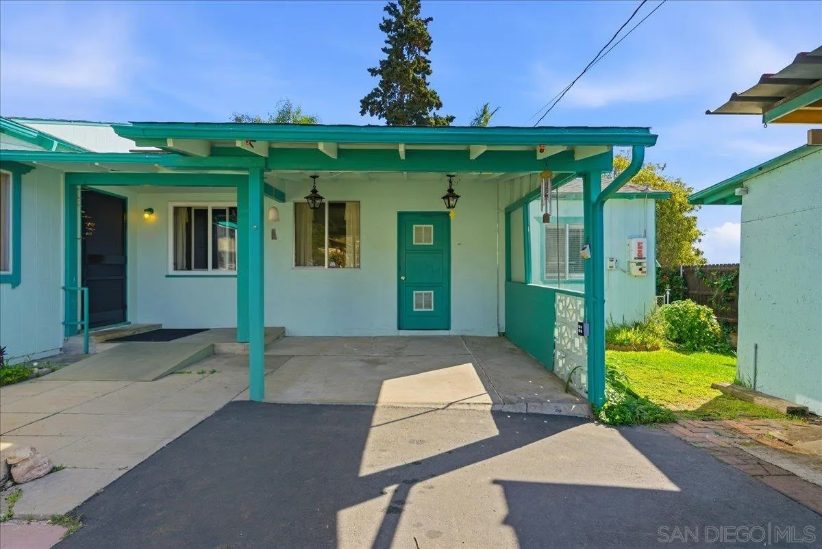 214 Summit Ave, Fallbrook, CA 92028 - Photo 3 of 43, Fallbrook, CA