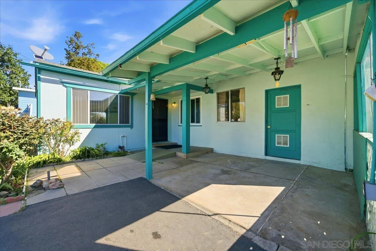 214 Summit Ave, Fallbrook, CA 92028 - Photo 2 of 43, Fallbrook, CA