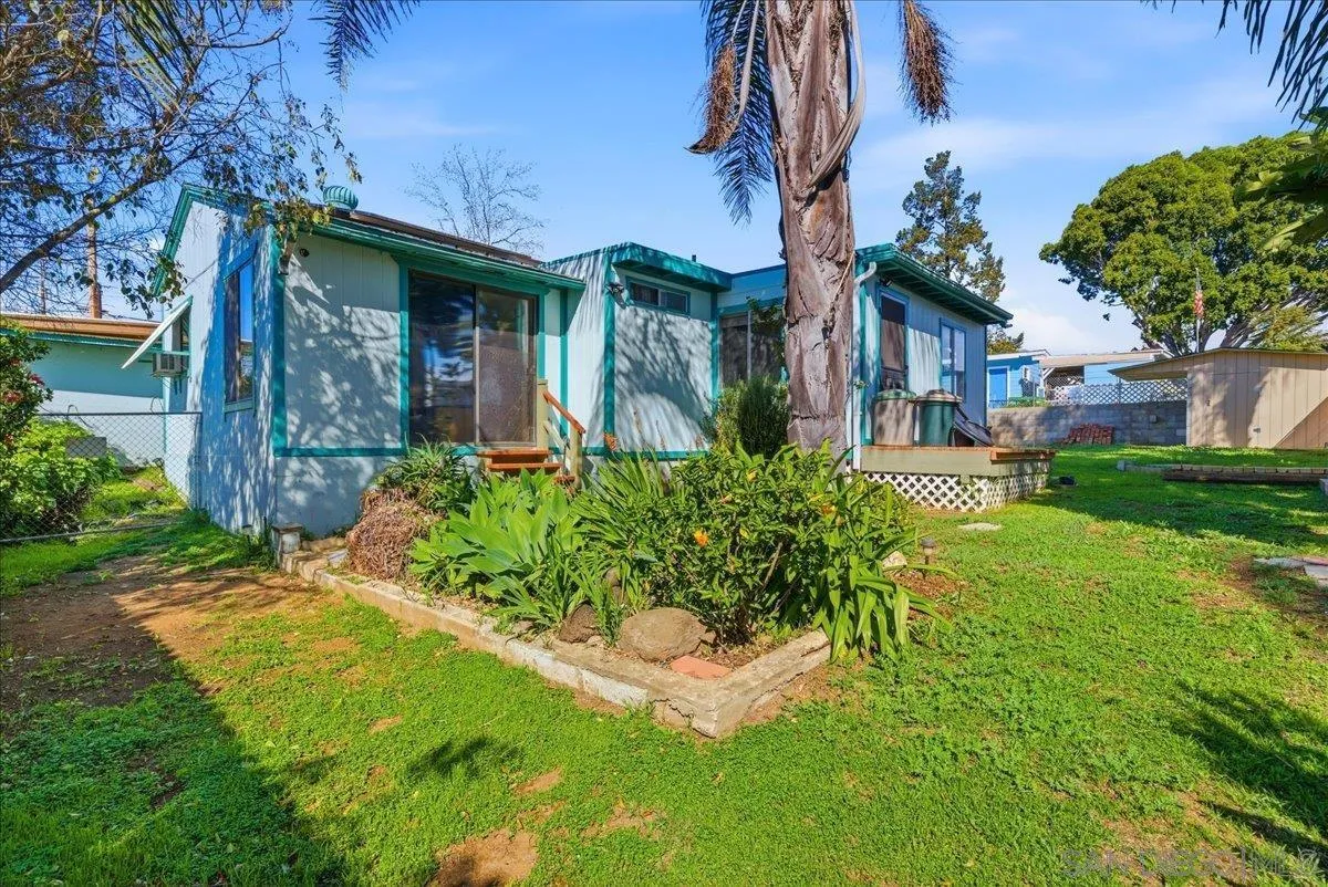 https://cdn.realtyfeed.com/cdn/127/260004684/6cfb9a8caa83c321574f1cd469a3a373.webp