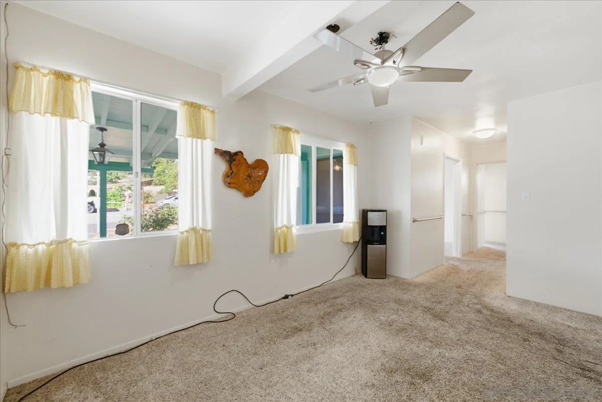 https://cdn.realtyfeed.com/cdn/127/260004684/6d99603e674186f563baee9cf3ff5abd.webp