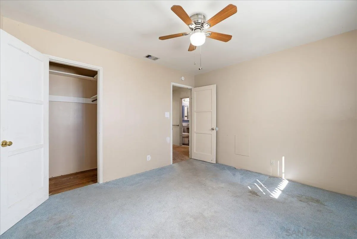 https://cdn.realtyfeed.com/cdn/127/260004684/aa9e0f923f604bd32a1eff414ba9e928.webp