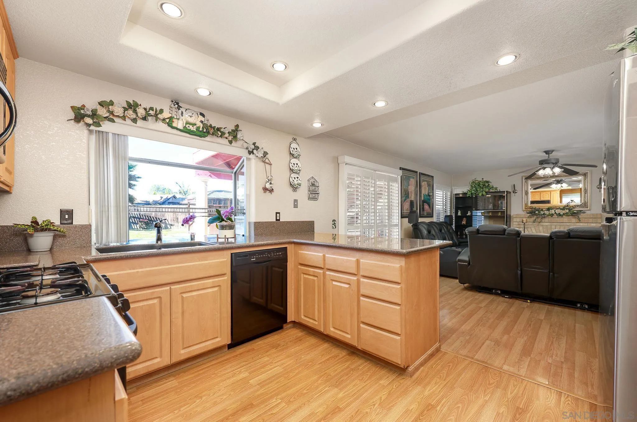 https://cdn.realtyfeed.com/cdn/127/260004685/4485b52af81248b83ec1b6150c1f7df0.webp
