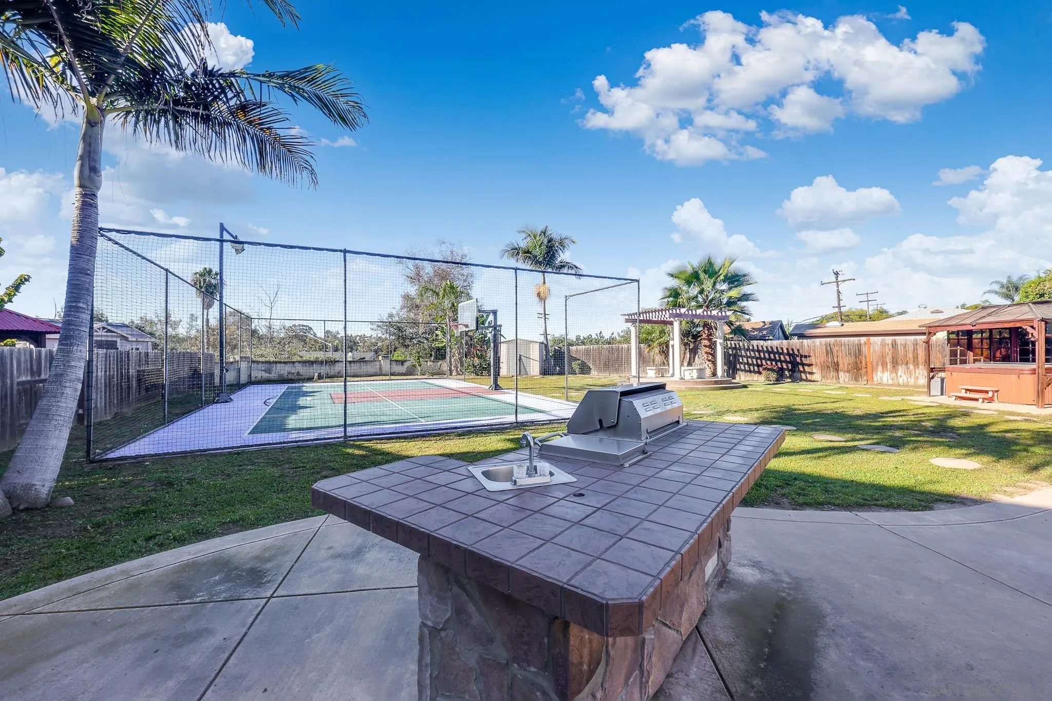 https://cdn.realtyfeed.com/cdn/127/260004685/83b373e51a6a0013383cdf601ff3c9e6.webp