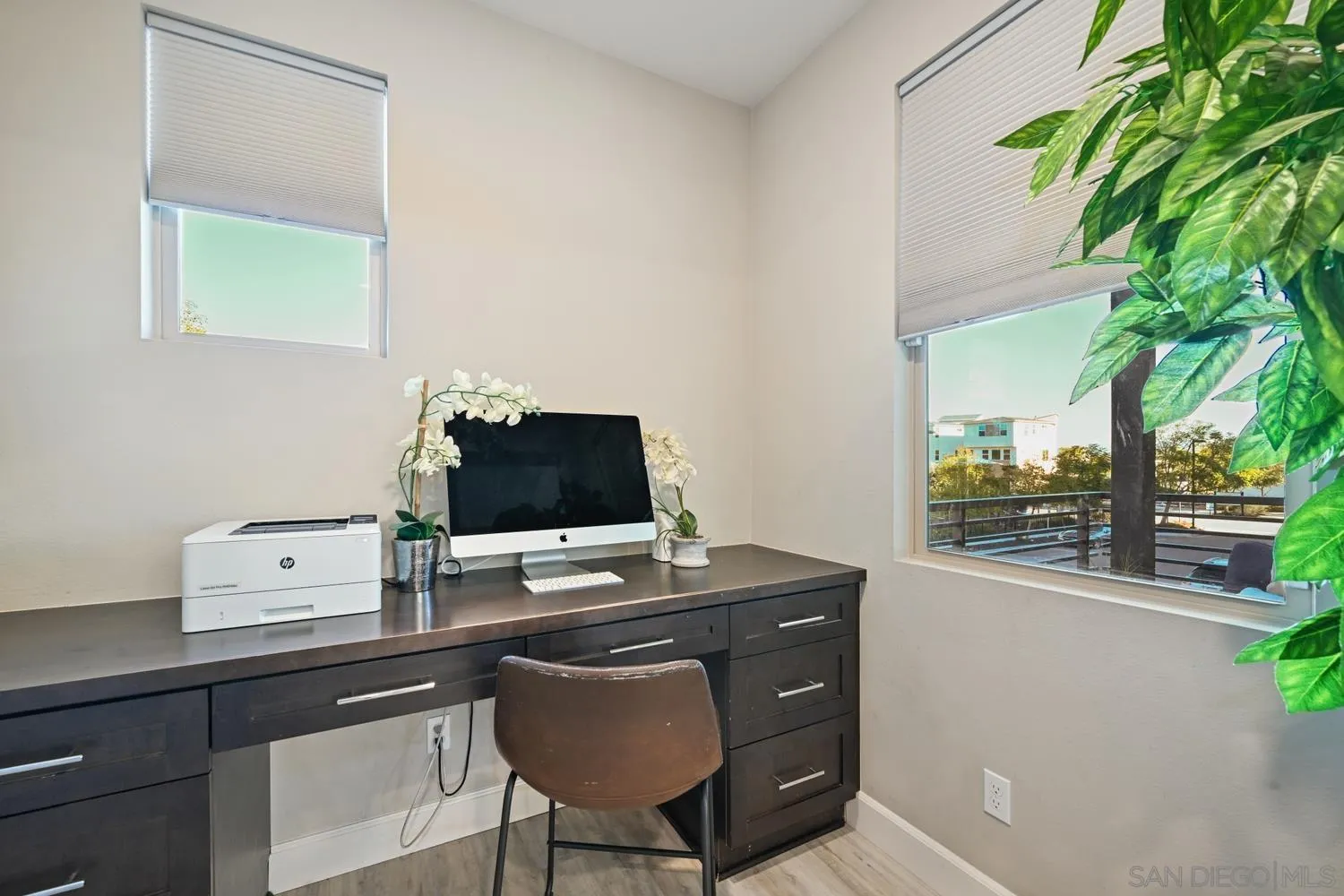 https://cdn.realtyfeed.com/cdn/127/260004691/74c8740ed24eeb2574a17766f0a4cd0d.webp