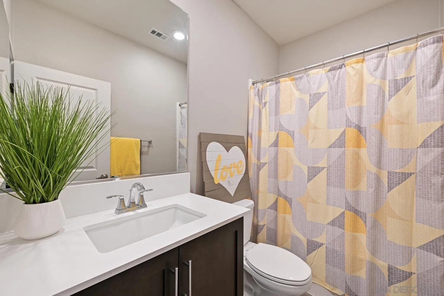 https://cdn.realtyfeed.com/cdn/127/260004691/c60dd798dcba3d1a3a713604cf6730a7.webp