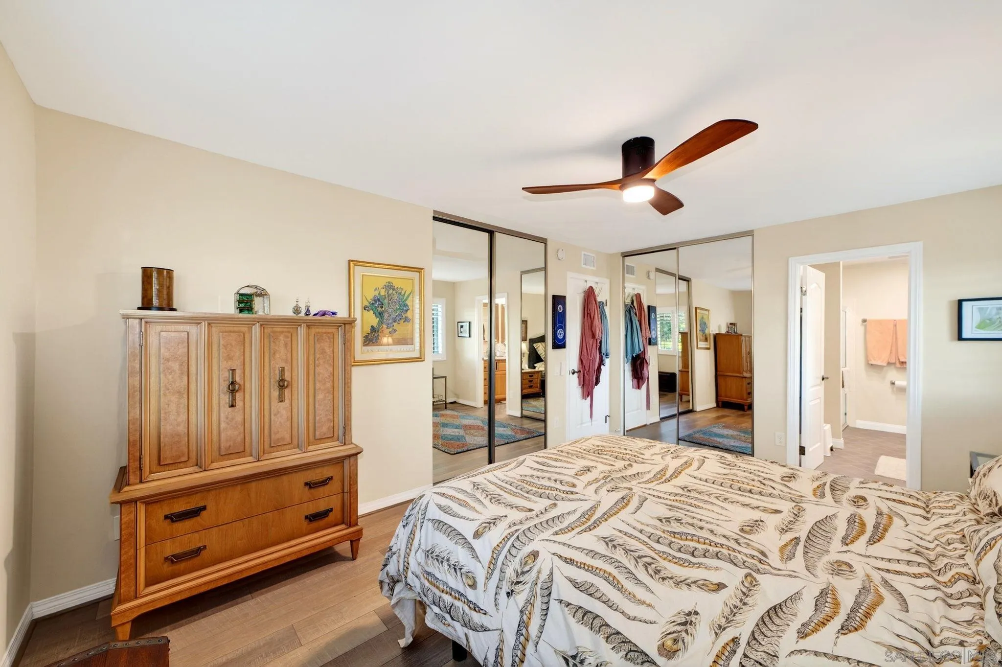 https://cdn.realtyfeed.com/cdn/127/260004693/c94580570c7b52a3697512359c4984c4.webp