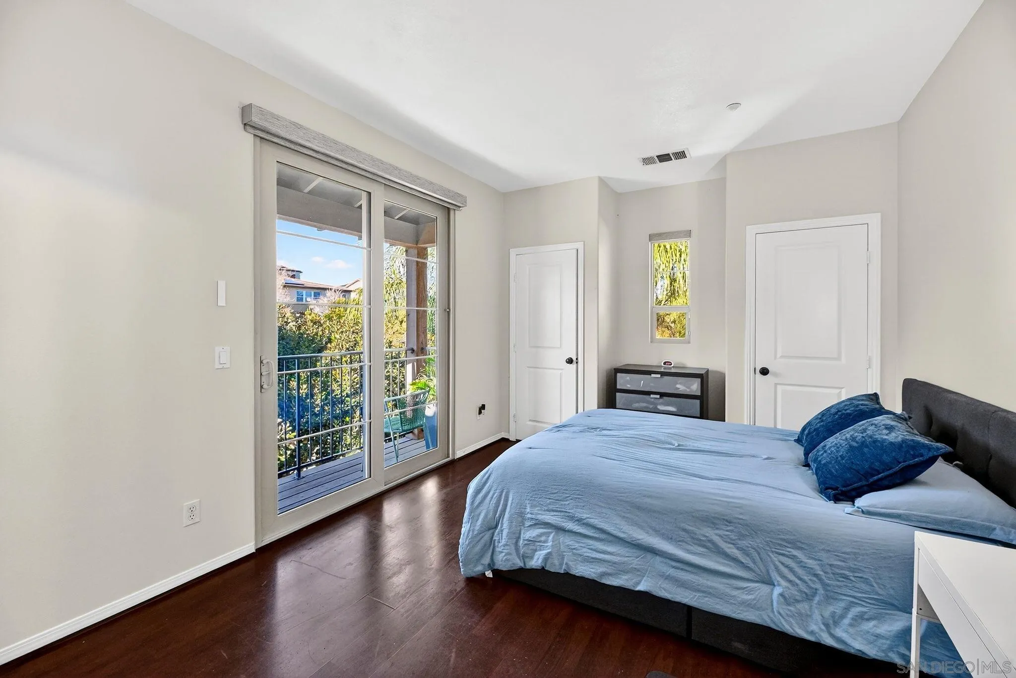 Photo #12: 260004698 Listing: Photo #12