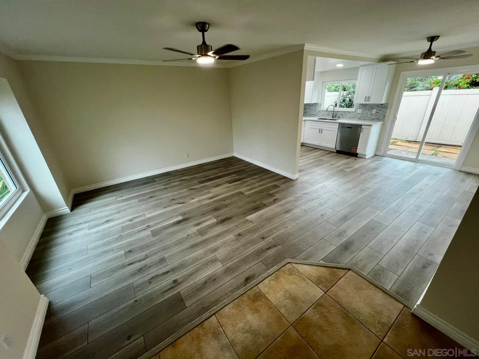 https://cdn.realtyfeed.com/cdn/127/2600047/4198860a342e93912a0074ad57ca56e8.webp