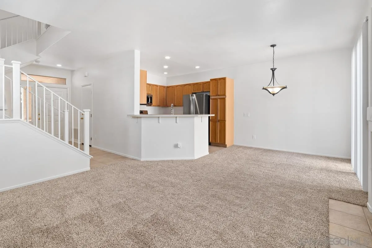 https://cdn.realtyfeed.com/cdn/127/260004705/2b9b9d2299db9792daa042f1e556061c.webp