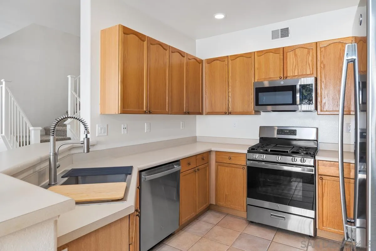 https://cdn.realtyfeed.com/cdn/127/260004705/64b63018969faa669f0cf3be7a147396.webp
