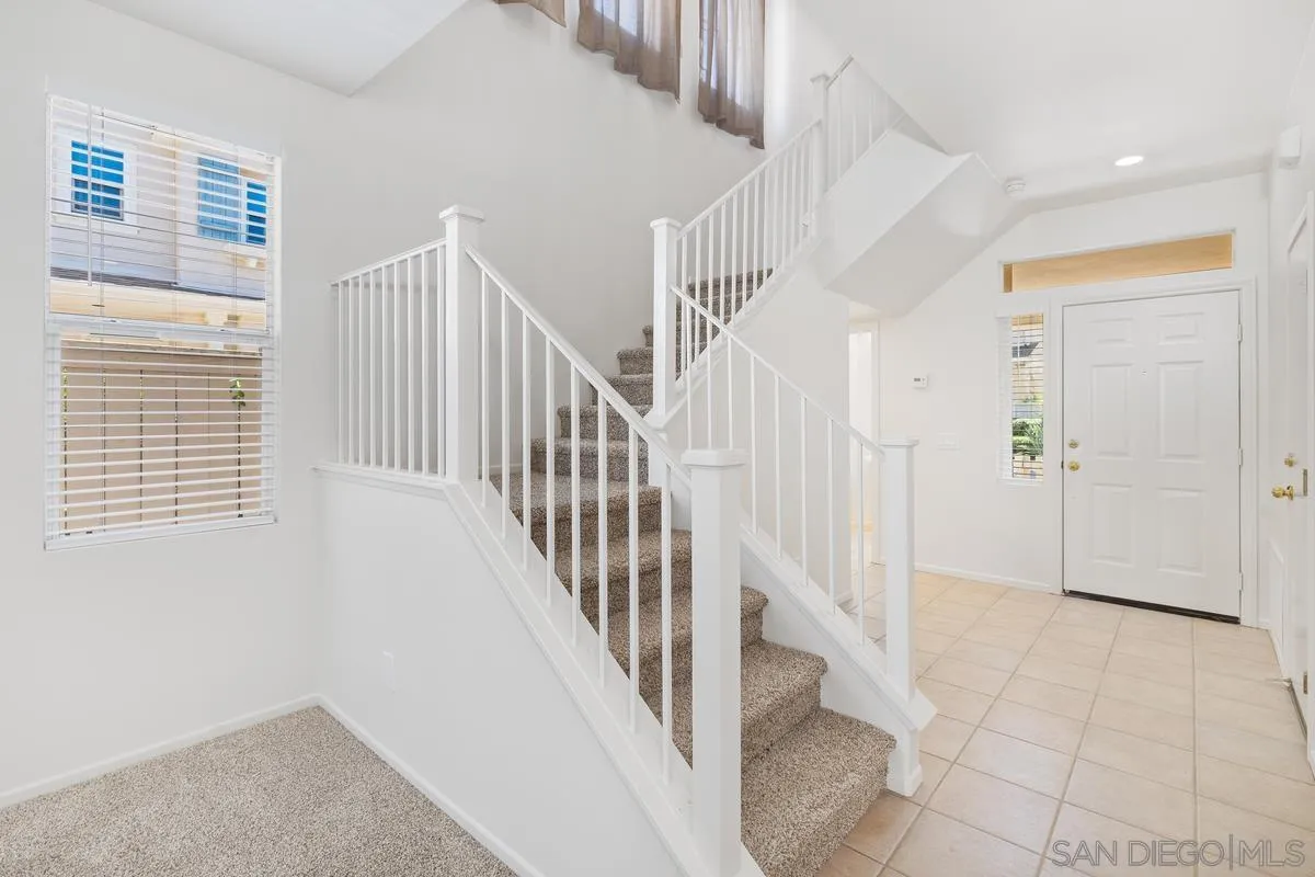 https://cdn.realtyfeed.com/cdn/127/260004705/853b1a9d8785e1f976e986ca10d9a575.webp