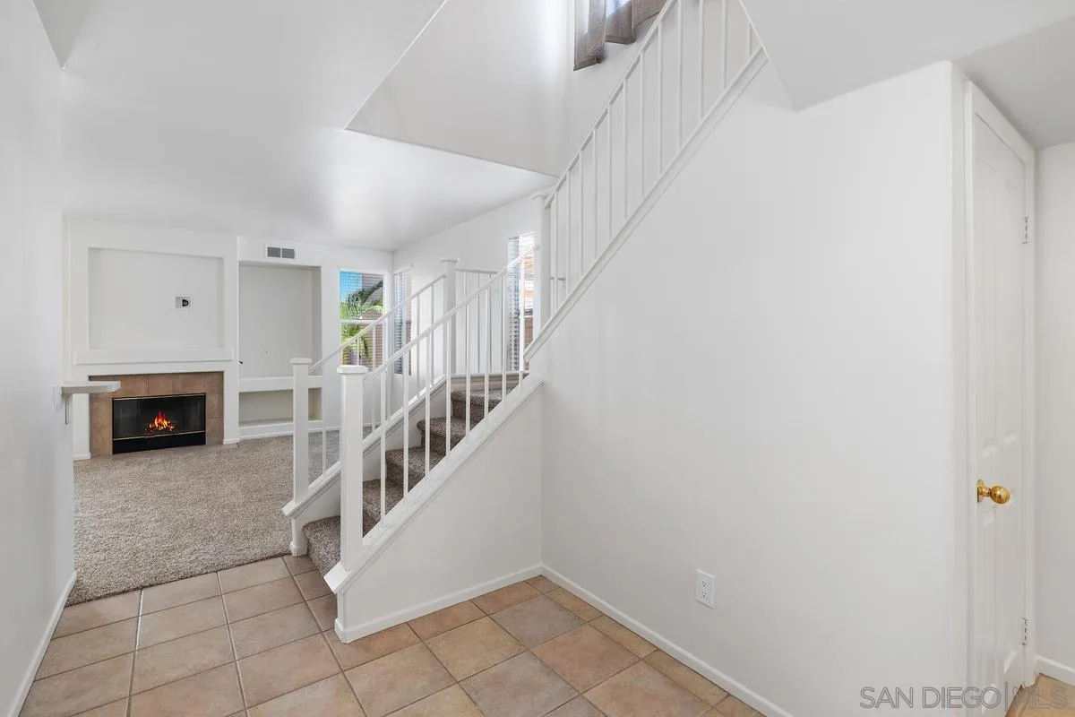 9727 Stonecrest Blvd, San Diego, CA 92123 - Photo 4 of 30, San Diego, CA
