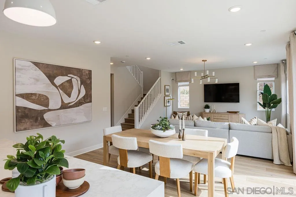 https://cdn.realtyfeed.com/cdn/127/260004712/cd00188b4a0fec3231859e700e65132c.webp