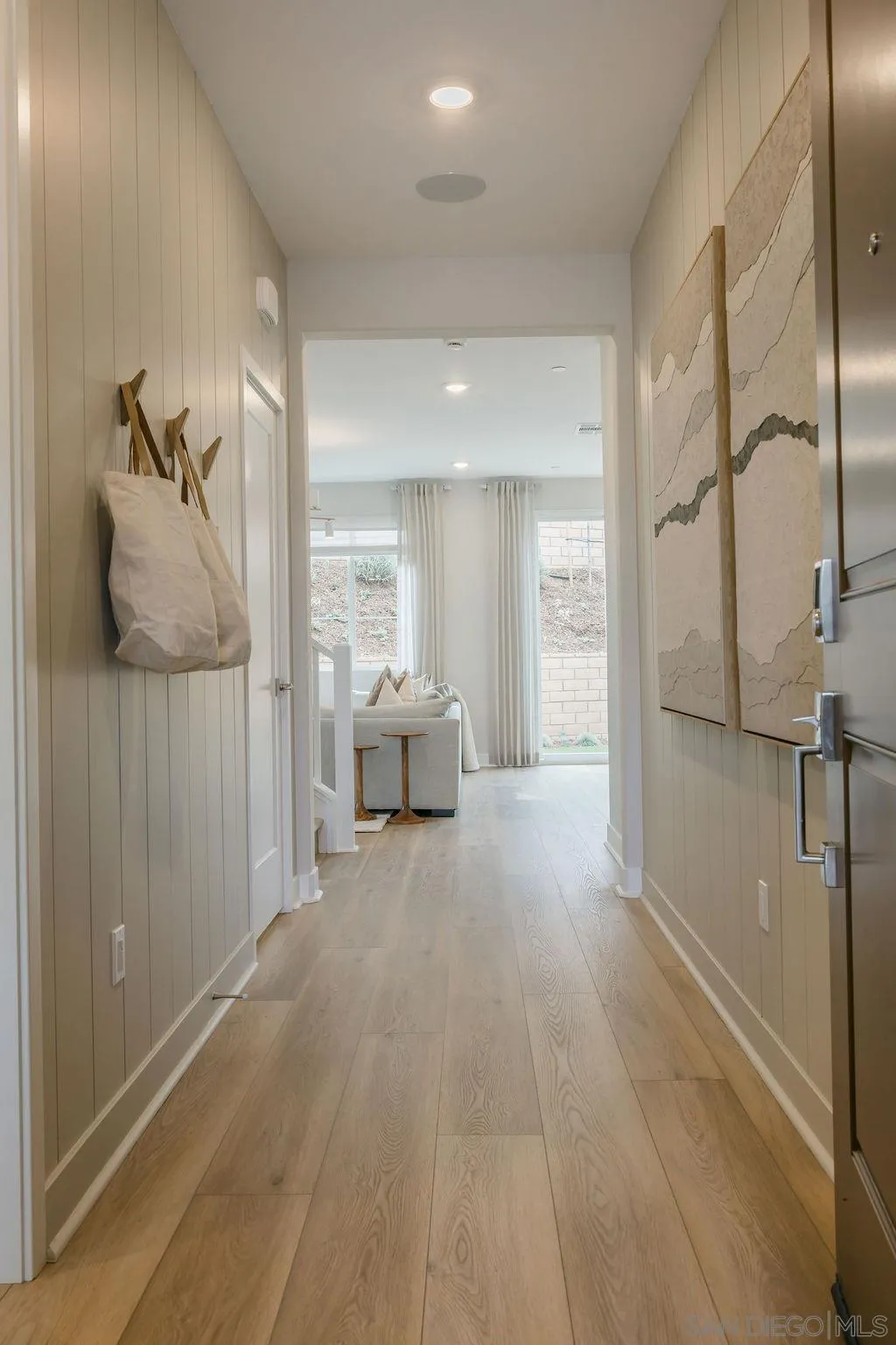 https://cdn.realtyfeed.com/cdn/127/260004712/fd631cbec0dc580aaddc37b6df8178d0.webp