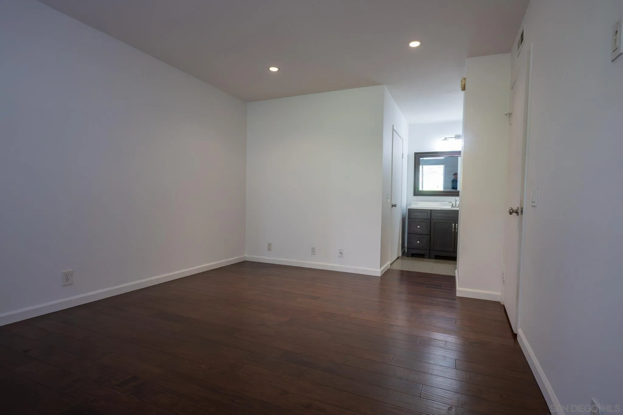 Photo #9: 260004713 Listing: Photo #9