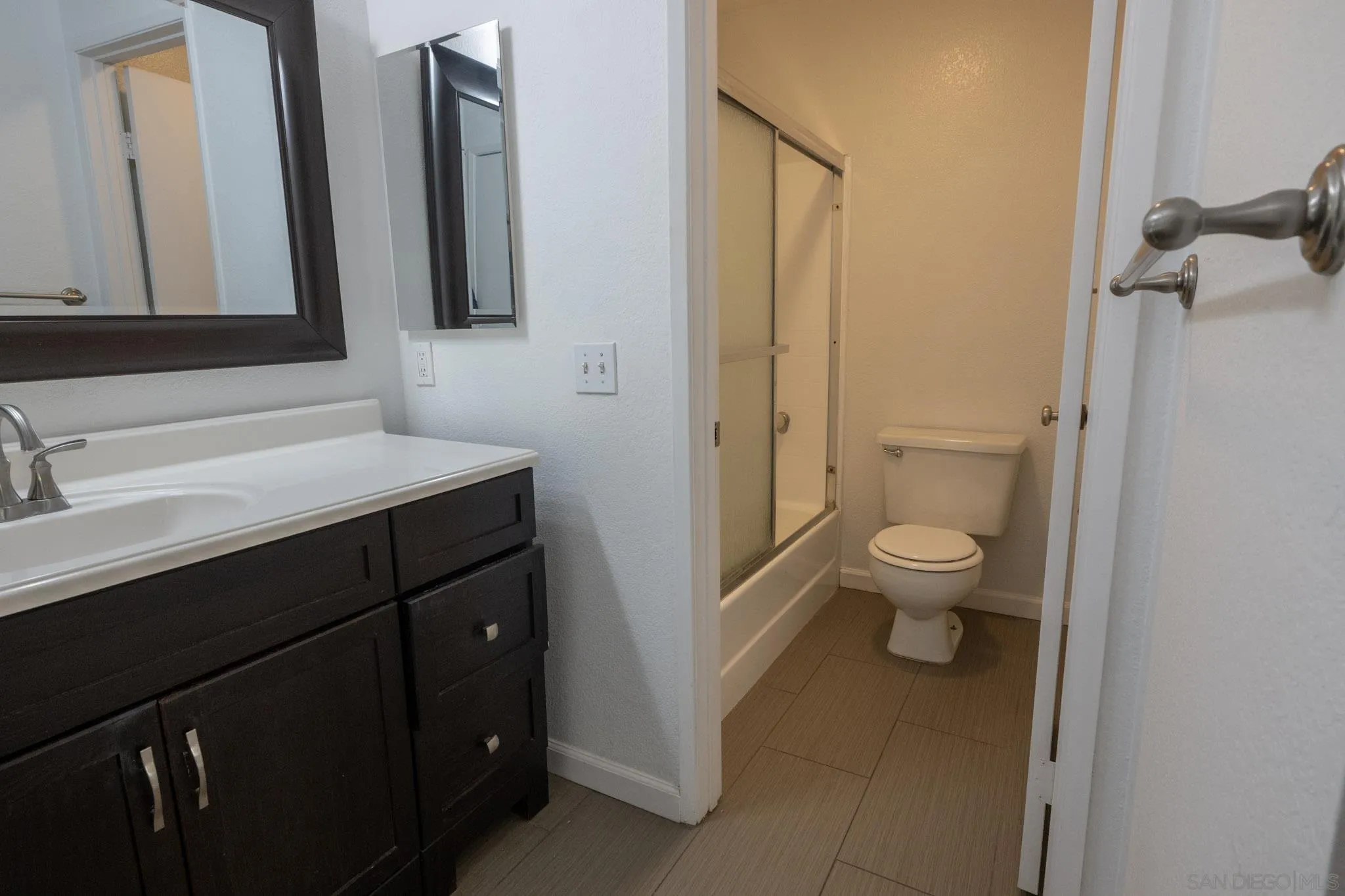 Photo #12: 260004713 Listing: Photo #12