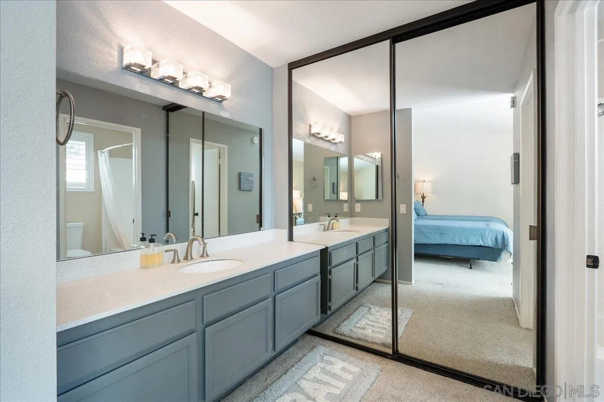 https://cdn.realtyfeed.com/cdn/127/260004728/e98af3517299f6db4872739206997bcd.webp