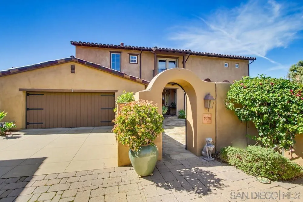 https://cdn.realtyfeed.com/cdn/127/260004731/07bd61b7fdf62b411cc4f7050505cbe8.webp