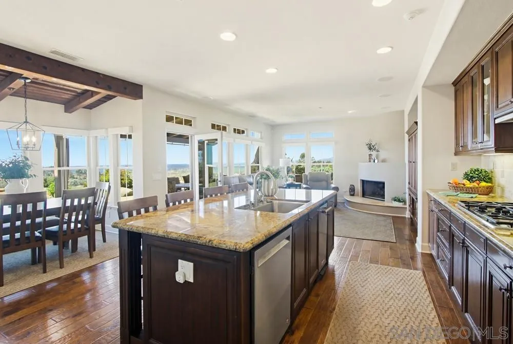 https://cdn.realtyfeed.com/cdn/127/260004731/21751638400502edadb9d2f59e48f21b.webp