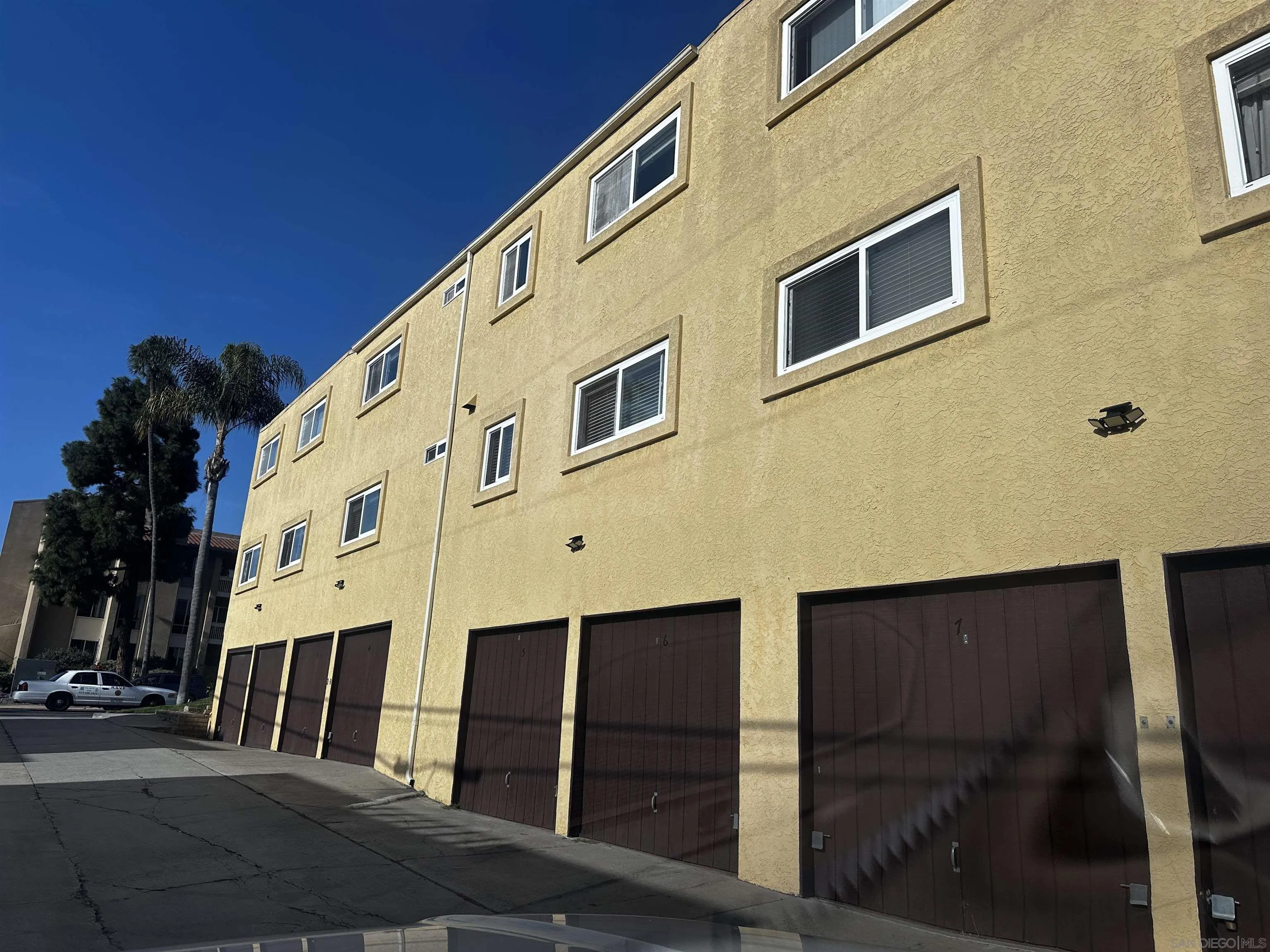 https://cdn.realtyfeed.com/cdn/127/260004741/d1829bfc9bc2a8ec85f8ec793d54a669.webp