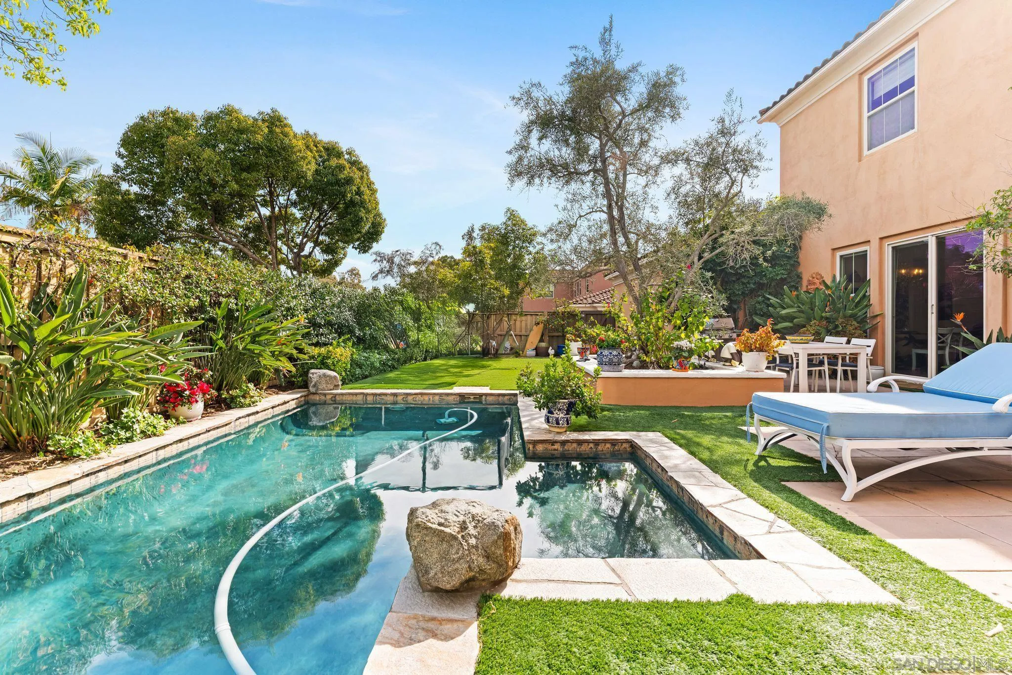 https://cdn.realtyfeed.com/cdn/127/260004743/65d1fbdc689ef6a4d26d61cfa7245e21.webp