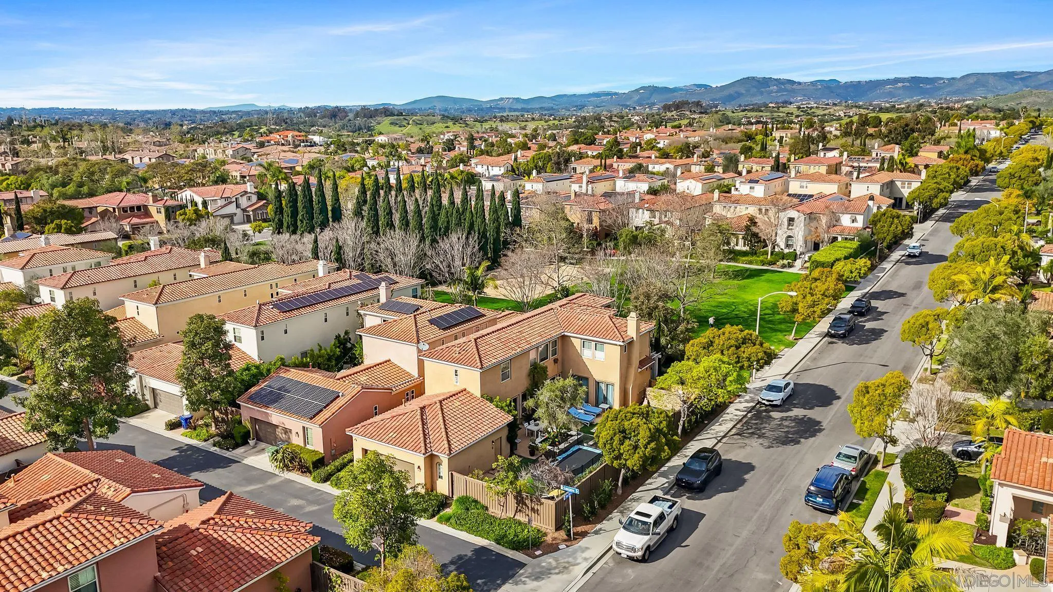 https://cdn.realtyfeed.com/cdn/127/260004743/bd01621b4d9e2f764816dde9e50e805e.webp