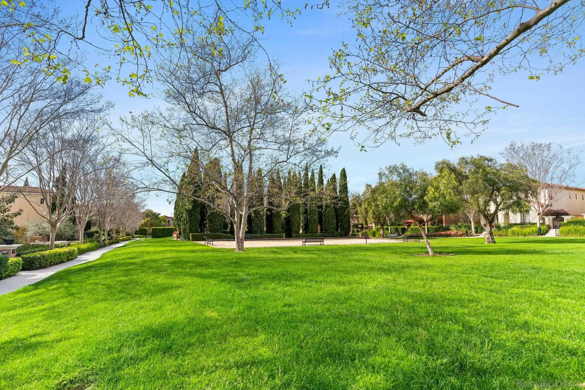 https://cdn.realtyfeed.com/cdn/127/260004743/d29d9cdcaf0489b9a26944f70400db3f.webp